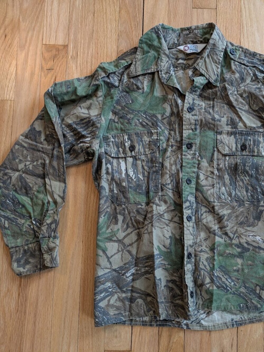 Real Tree Camo Button-Up Women